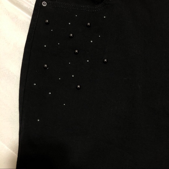 St Johns Bay Black Mid Rise Straight Leg - Picture 2 of 7